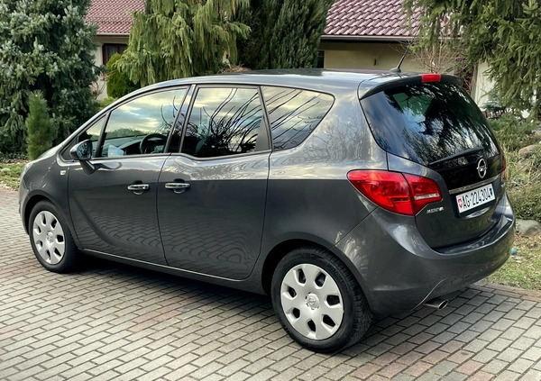 Opel Meriva cena 22900 przebieg: 192986, rok produkcji 2011 z Wrocław małe 781